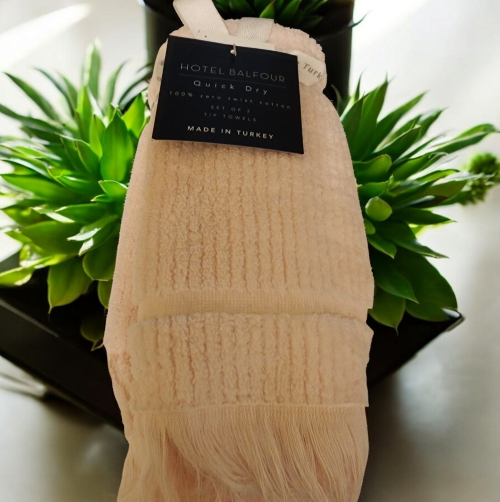 Hotel Balfour Quick Dry Light Pink S/2 Tip Towels Ribbed Towels Fringed